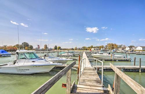 Quaint Couples Escape Pool, Near Lake Erie! - Foto 28