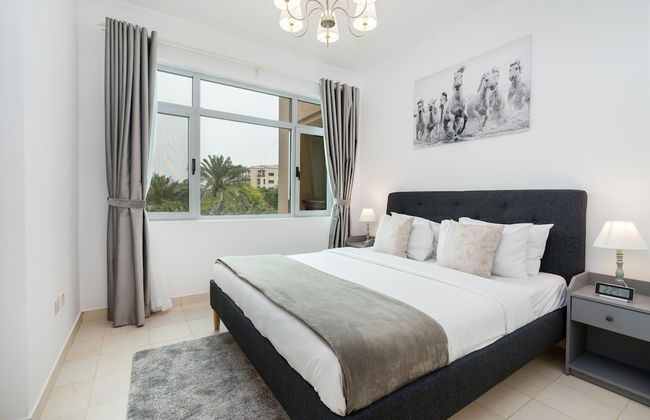 Lux BnB Greens & Views Lake View - Photo 6