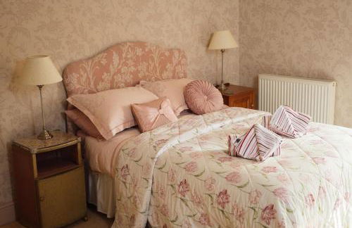 Elegant Pembrokeshire Country House - Sleeps 17 - Photo 24