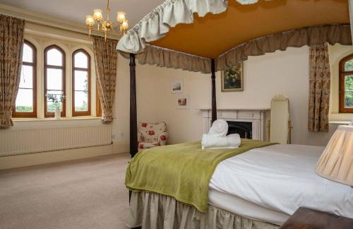 Watermouth Castle, Clock Tower Apartment - Foto 21