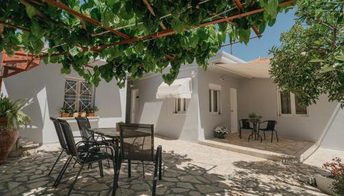 Theofania's Home - Foto 4, Garden view