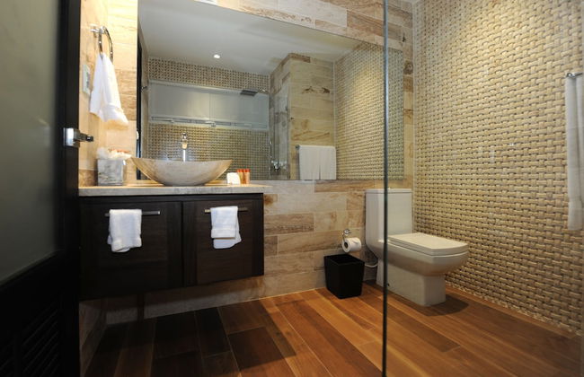 Blue JackTar Condos - Foto 23