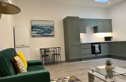 The Coastal Getaway - Photo 26