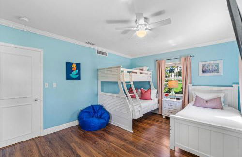 Across from Beach- 3 Master Suites, Heated Pool & Spa, Tanning Ledge, Golden Tee - by Maven Vacation Rentals - Foto 35