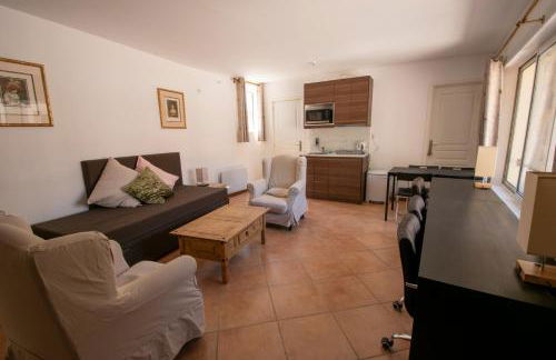 A L'OMBRE DU PALAIS - Foto 51