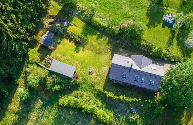 Spacious Holiday Home With Internet - Photo 22