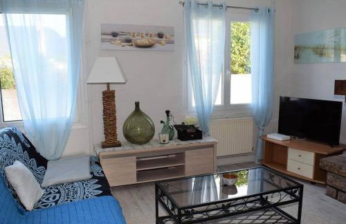 Maison à Perros-Guirec avec jardin, cour, cheminée, WIFI et proche du port de Ploumanac'h - FR-1-368-62 - Foto 4