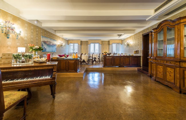 Palazzo Bembo - Exclusive Accommodation - Photo 36