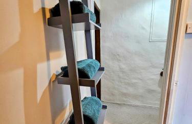 Large 3 bedroom home in the heart of Bingley - Foto 3