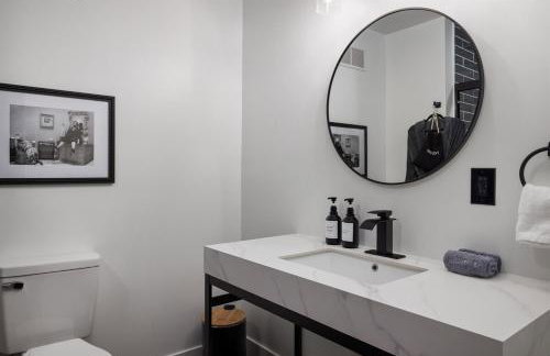 Luxe, Mountain VIEWS, Sauna, HotTub, Pups - Foto 19