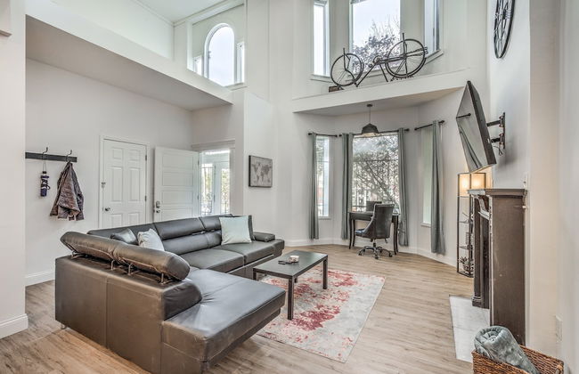 Hidden Gem | JZ Vacation Rentals - Photo 16