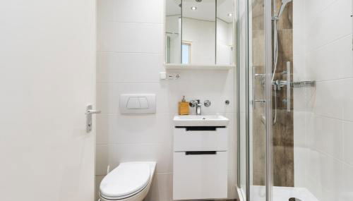 GREAT CITY VIEW I 26 FLOOR I NETFLIX and BOXSPRINGBED - Foto 2, Shower