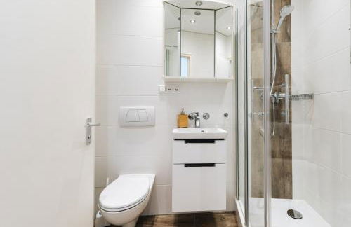 GREAT CITY VIEW I 26 FLOOR I NETFLIX and BOXSPRINGBED - Foto 2