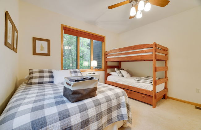 Elk Hollow by Avantstay Lakefront Chalet w Game Room Fire Pit - Photo 35