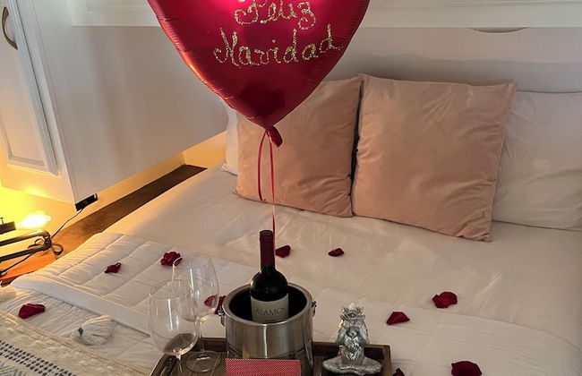 El Camper with private pool - Photo 6