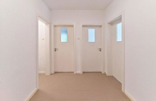 Monteurwohnungen in Trier - Parkplatz - Einzelbetten - Waschmaschine und Trockner - Foto 15