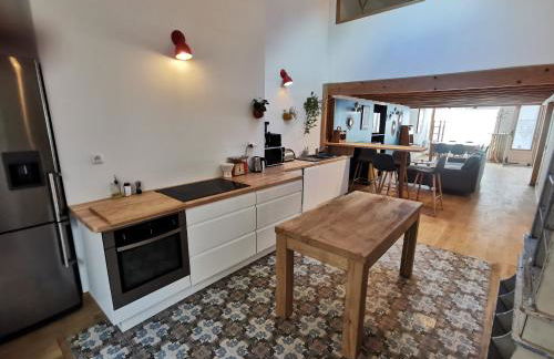 Ancien magasin type loft 145 m2 centre ville - Foto 6