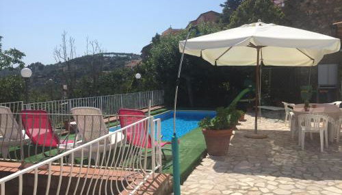 Villa Asia Holiday Home - Foto 2