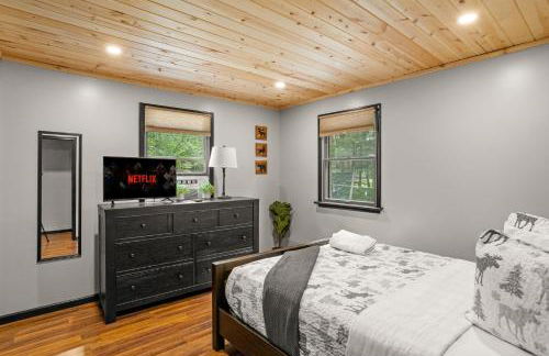 Lazy Bear Retreat Outdoor Oasis Hot Tub etc - Foto 51