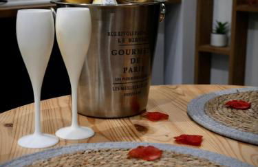 Maison Prestige Le Donjon des Plaisirs Jacuzzi - Foto 3