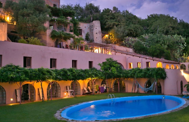 Mansion in Capo Vaticano Near the Beach - Photo 11