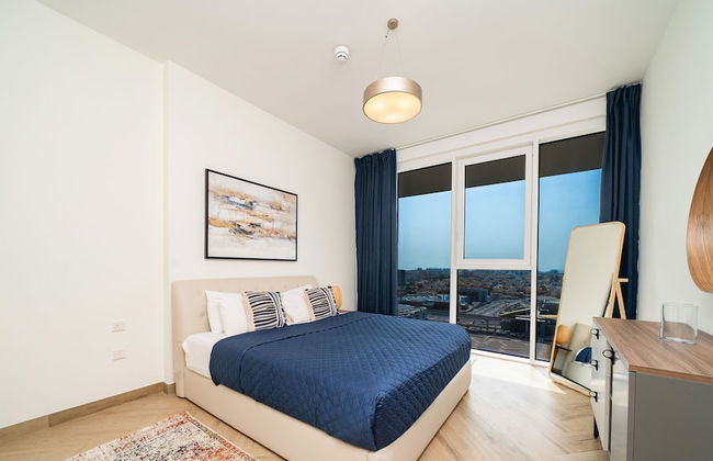 Pristine Cozy One Bedroom Suite - Photo 3