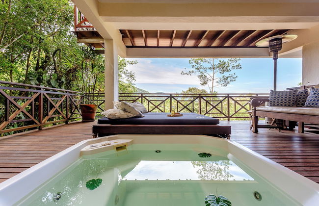 Casa com vista incrível e Jacuzzi - Foto 1