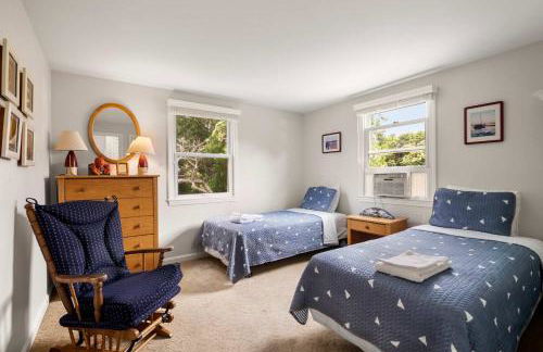 Water Views Walk to Beach Dogs Welcome - Photo 20