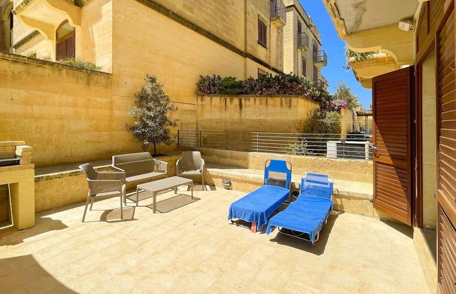 Peaceful Home With hot tub and 2 Communal Pools - Foto 15