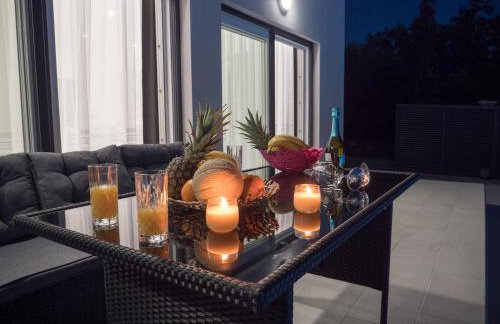 Luksuzna kuća za odmor "Villa Romantica" - Photo 31