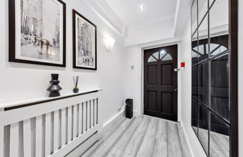 2BR Sleep 6 West London Home Washer Park Wifi Wifi And Parking - Foto 44