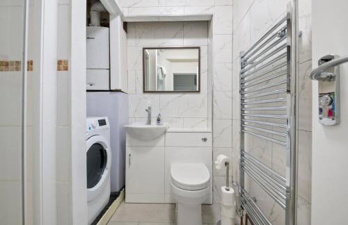 Cooper House Stay - Large Stylish House - Foto 27