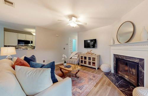 Sandpiper Cottage - 30 Day Rental - Photo 5