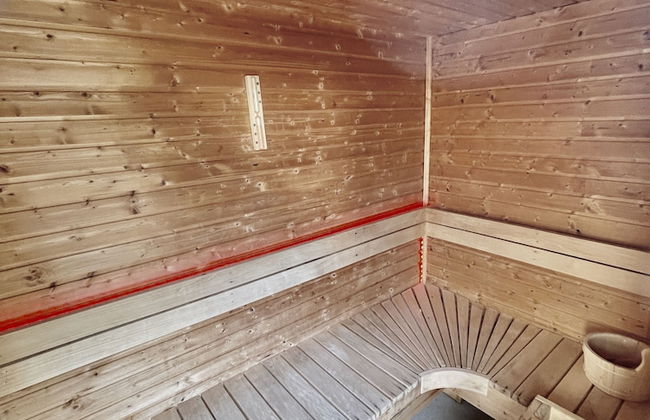 Four Corners Holiday Home with Hot Tub & Sauna - Foto 35