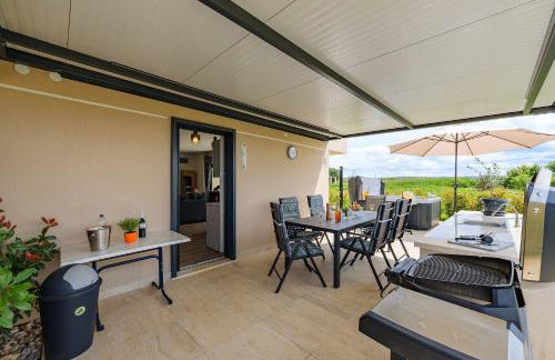 Atemberaubendes Apartment mit Whirlpool, Grillbereich, Smart TV - Photo 34