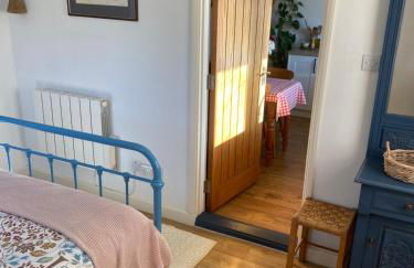 Cosy Cotswolds Self-Contained One Bedroom Cottage - Foto 18