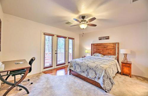 Wooded Yard, Gas Grill Lush Pinetop Retreat - Foto 14