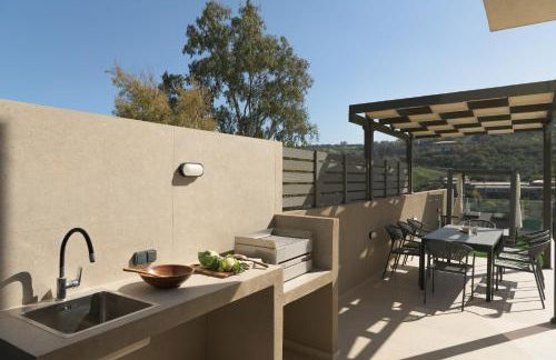 Venerato Villas Ampela & Apolonia, with Pool, Spa Whirlpool & Heritage, By ThinkVilla - Foto 48