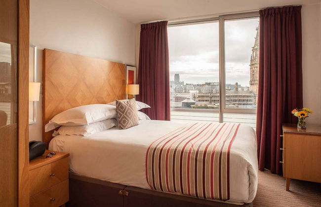 PREMIER SUITES Liverpool - Photo 23