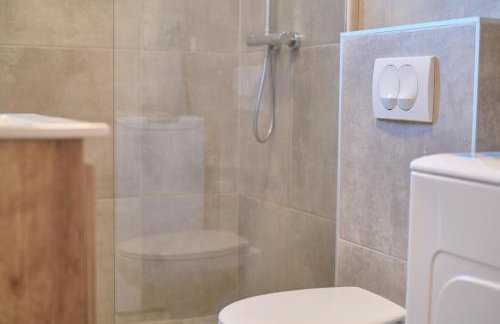 Queen's Lodge Mastrinka by Litto - Photo 86