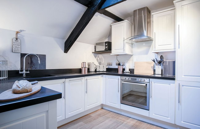 Cosy At The Mews - 2 Bedroom Apartment - Tenby - Foto 27