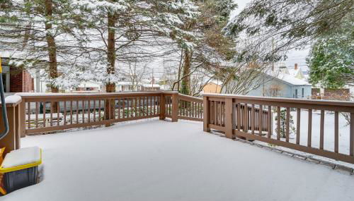 Game Room and Backyard Modern Altoona Home! - Foto 3