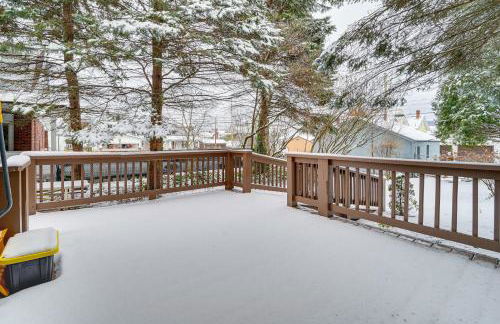 Game Room and Backyard Modern Altoona Home! - Foto 3