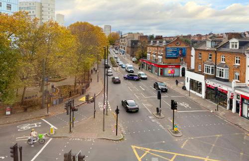 Modern flat for 4 with AC Battersea Park & Power Station, USA Embassy - Foto 14
