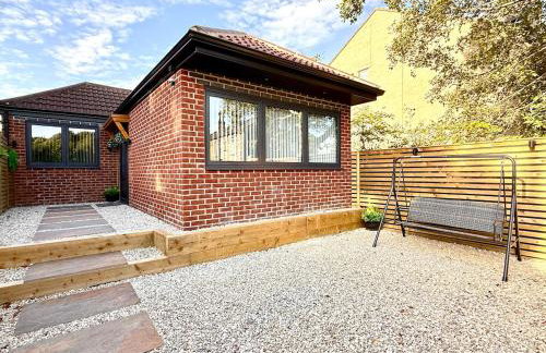 Detached Modern Flat 8 Min Walk to Pudsey Station - Foto 20