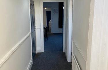 Overhill - Spacious 2 bed ground floor flat close to Newcastle - Foto 2