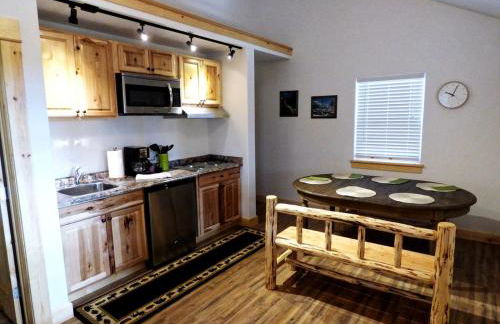 Inviting Family-Friendly Cabin Rental for Four on Flathead Lake in Montana - Foto 8