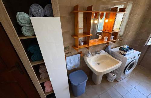 Casa Onda Blu - Lake View Flat, 4 mins from beach with parking! - Foto 6