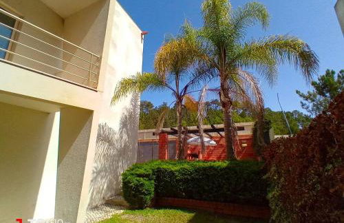 Lisbon South Bank Charming Pool Duplex & Garden BBK - Foto 12