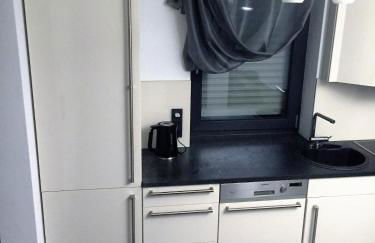 Moderne 3 Zimmer Wohnung mit separatem Eingang - Foto 2